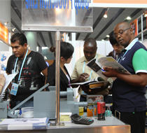 廣交會(huì)，我們?cè)诼飞? />
                                    </a>
                                    </span>
                                    <samp><a  href=